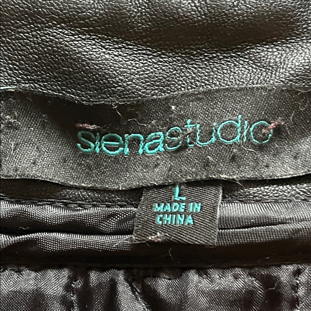 Siena Studio Black Leather Jacket, fits medium, tag says large - Picture 6 of 16